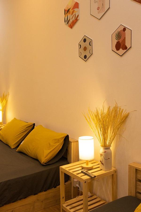 Homestay Pho Co Hanoi Bagian luar foto