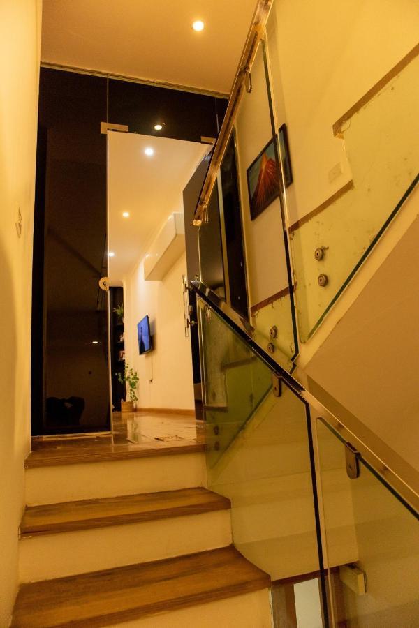 Homestay Pho Co Hanoi Bagian luar foto